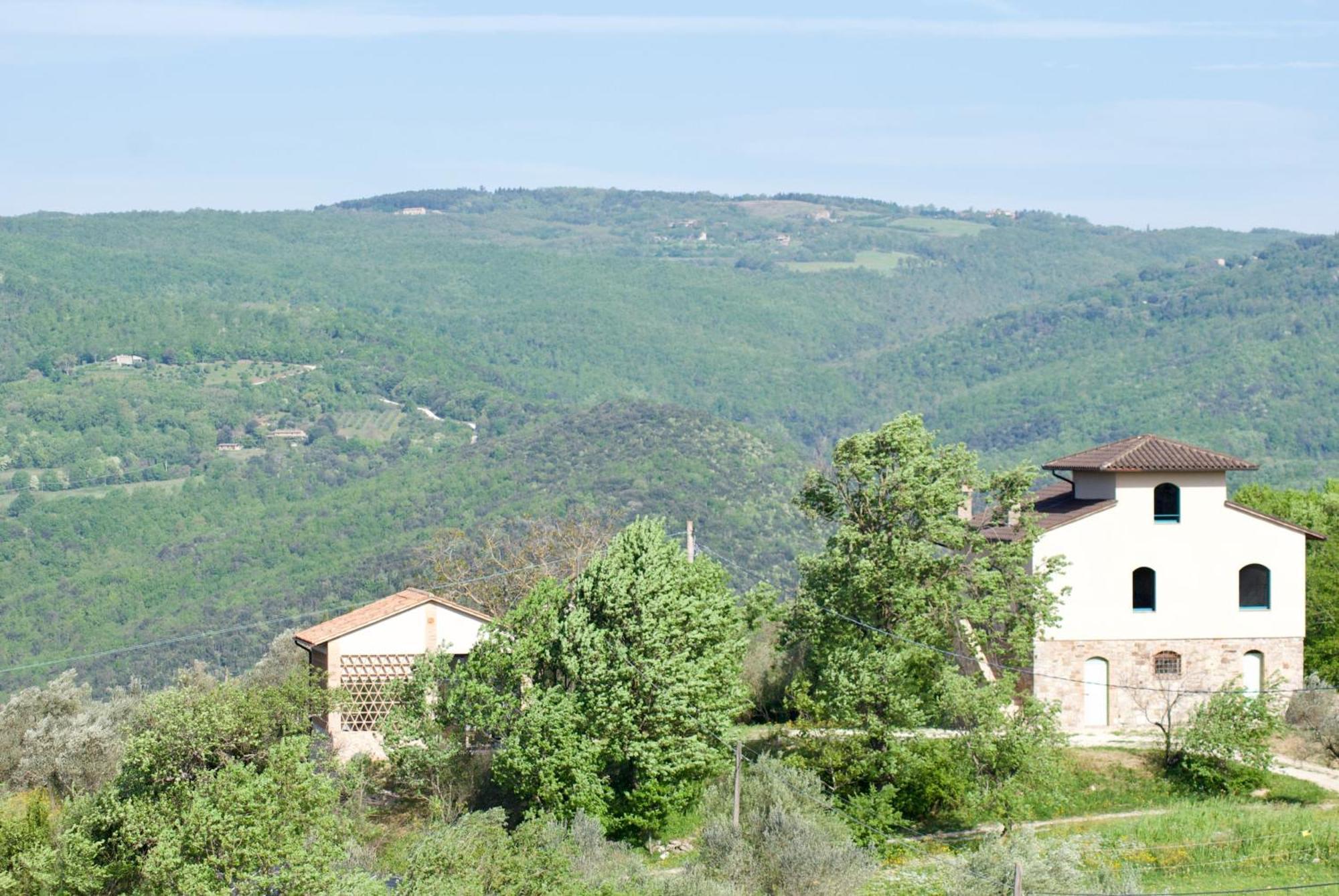 Agriturismo La Malcontenta E Il Lupo Todi Exterior photo